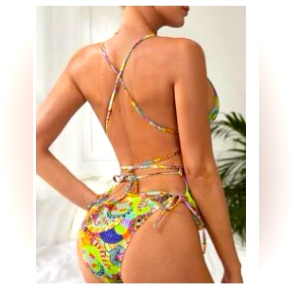 SHEIN Other - Allover Print Backless One Piece Swimsuit size XL